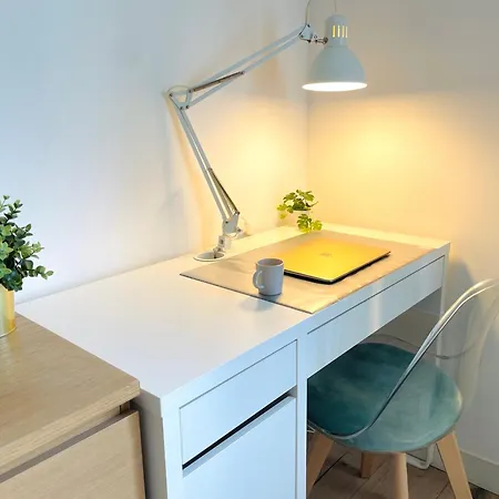 Le Friendly, Proche Paris Apartment *